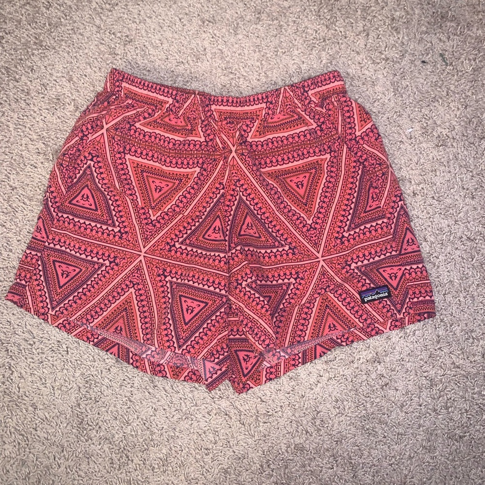 Patagonia Baggies 5” Pink Aztec Pattern